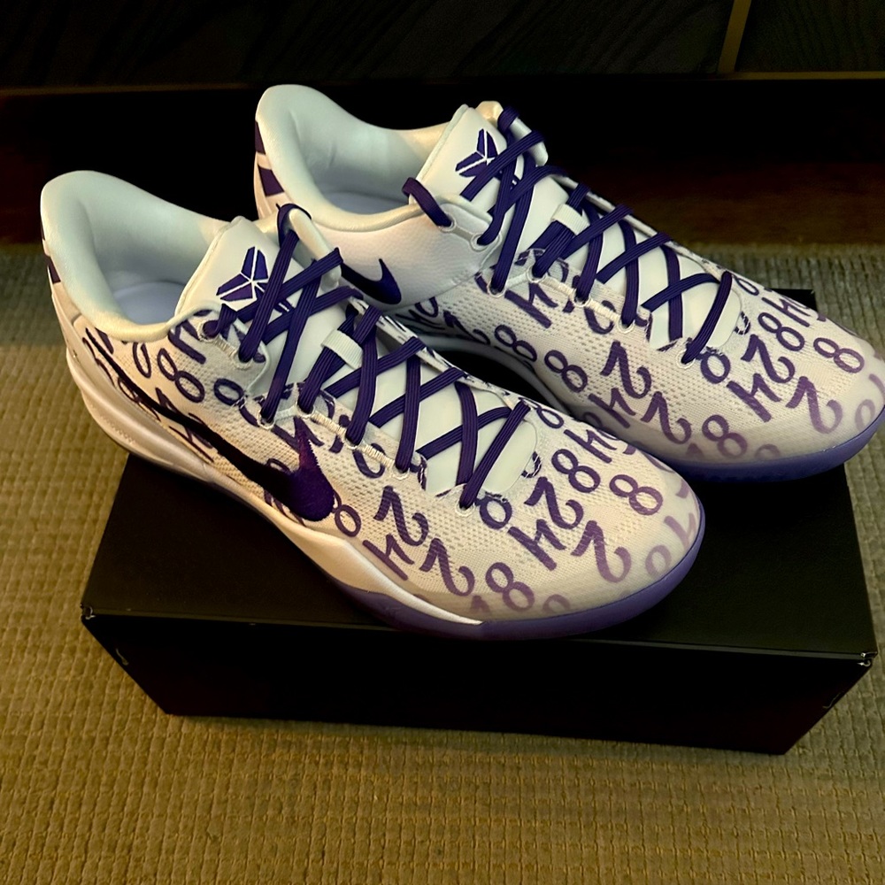 Kobe 8 ‘Court Purple’ size 15. Never worn